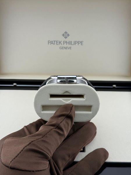 Patek Philippe Aquanaut 5164A-001